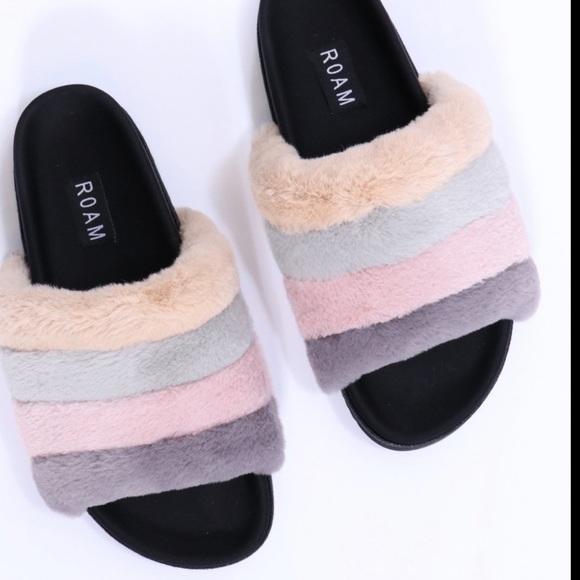 ROAM Shoes - Roam slides